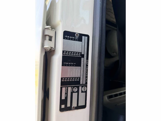Daf - xf 510 - retarder - blad / lucht - 2 tanks - alcoa - 2017 - vrachtwagen - afbeelding 20 van  27