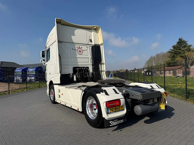 Daf - xf 510 - retarder - blad / lucht - 2 tanks - alcoa - 2017 - vrachtwagen - afbeelding 22 van  27