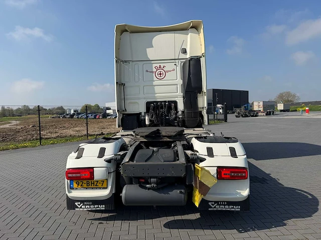 Daf - xf 510 - retarder - blad / lucht - 2 tanks - alcoa - 2017 - vrachtwagen - afbeelding 23 van  27