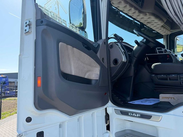 Daf - xf 530 - buffl edition - show truck - retarder - euro 6d - 2020 - vrachtwagen - afbeelding 3 van  5