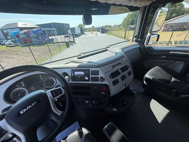 Daf - xf 530 - buffl edition - show truck - retarder - euro 6d - 2020 - vrachtwagen - afbeelding 4 van  5