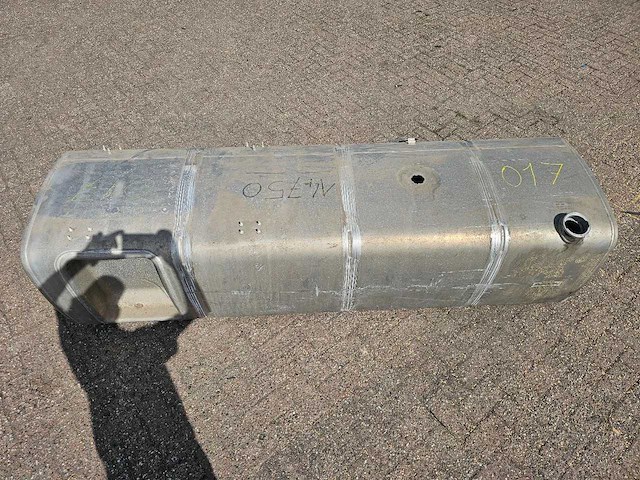 Daf - xf106 cf euro 6 - dieseltank 845 liter - afbeelding 5 van  11