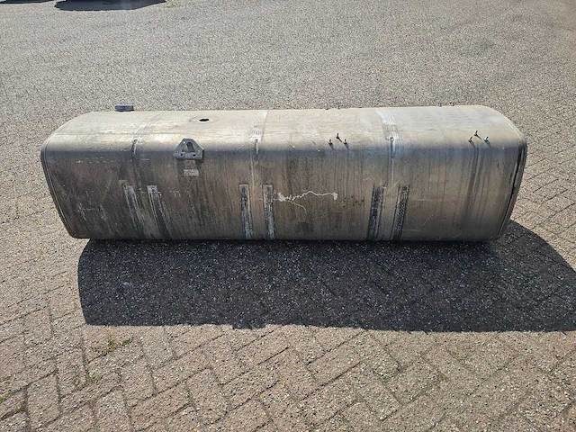 Daf - xf106 cf euro 6 - dieseltank 845 liter - afbeelding 9 van  11