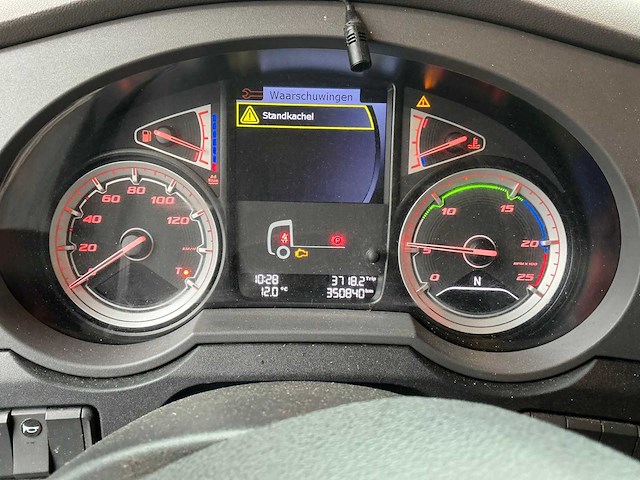 Daf - xf480fan - vrachtwagen met huifopbouw - 2021 - afbeelding 31 van  45