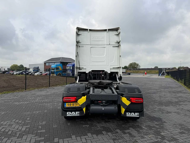 Daf - xg+ 480 ft - vecto 2 - alcoa - standairco - alcantara stoelen - 2022 - 98-btf-2 vrachtwagen - afbeelding 23 van  26
