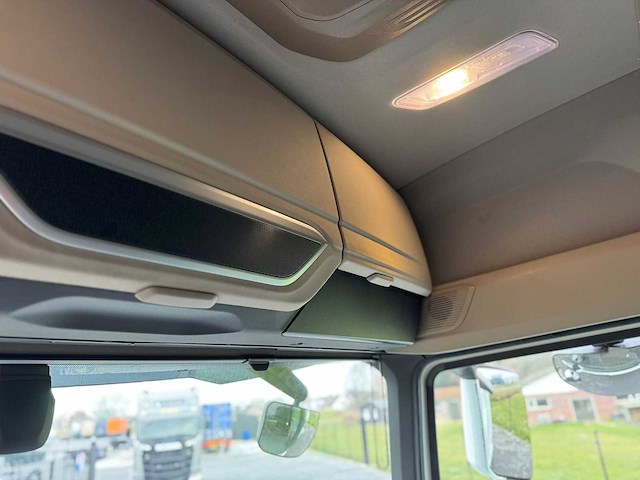 Daf - xg 530 ft - retarder - 2x tank - 2022 - vrachtwagen - bd-418-j - afbeelding 9 van  22