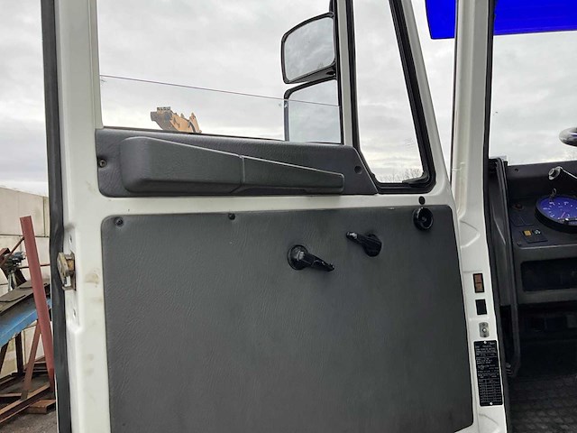 Daf 3300ati vrachtwagen - afbeelding 33 van  37