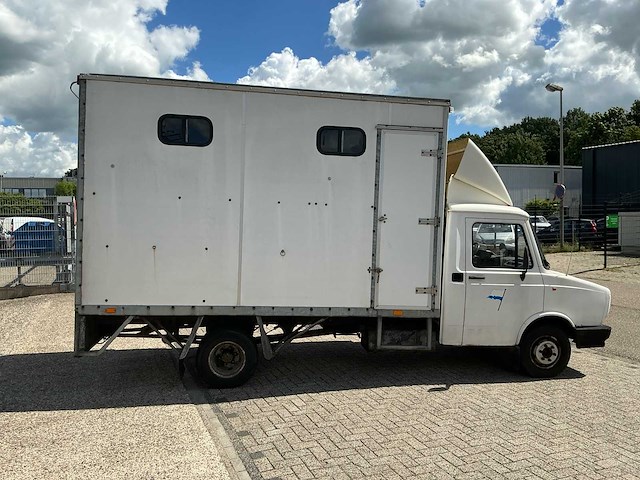 Daf 400-serie 2.5 va 435 et 360 veewagen/paardenwagen - afbeelding 44 van  47