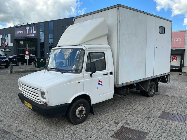 Daf 400-serie 2.5 va 435 et 360 veewagen/paardenwagen - afbeelding 1 van  47