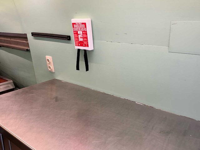 Daf 400-serie 2.5 vh 435 en 320 foodtruck - afbeelding 22 van  30