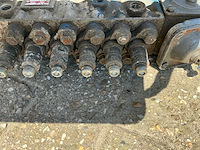 Daf 850 brandstof pomp - afbeelding 4 van  6