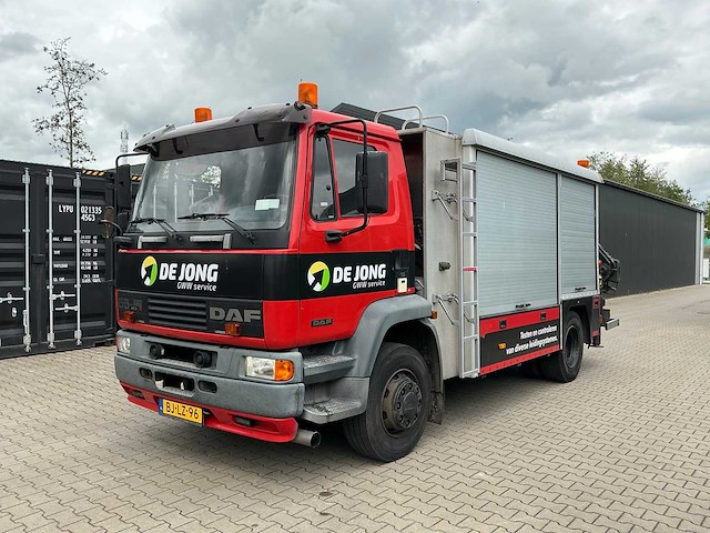 Daf ae 55 ce vrachtwagen met hiab kraan - afbeelding 1 van  101