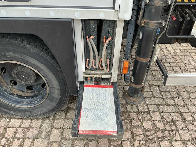 Daf ae 55 ce vrachtwagen met hiab kraan - afbeelding 19 van  101