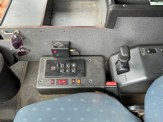 Daf ae 55 ce vrachtwagen met hiab kraan - afbeelding 60 van  101