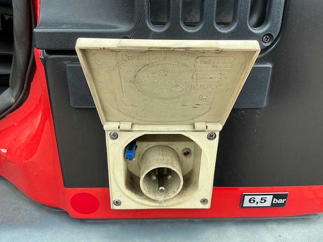 Daf ae 55 ce vrachtwagen met hiab kraan - afbeelding 32 van  102