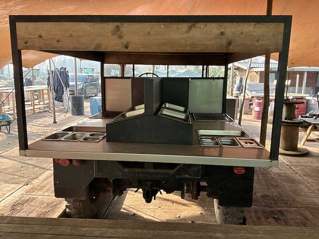 Daf bbq foodtruck - afbeelding 4 van  14
