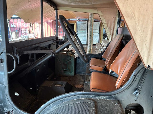 Daf bbq foodtruck - afbeelding 6 van  14