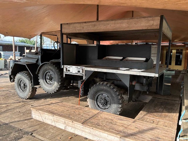 Daf bbq foodtruck - afbeelding 11 van  14
