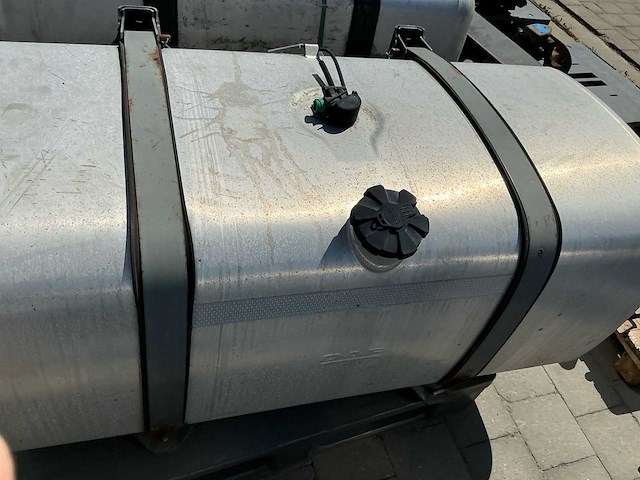 Daf dieseltank - afbeelding 2 van  2