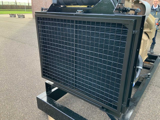 Daf dkz1160ag noodstroomaggregaat - afbeelding 8 van  26