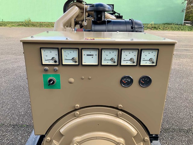 Daf dkz1160ag noodstroomaggregaat - afbeelding 9 van  26