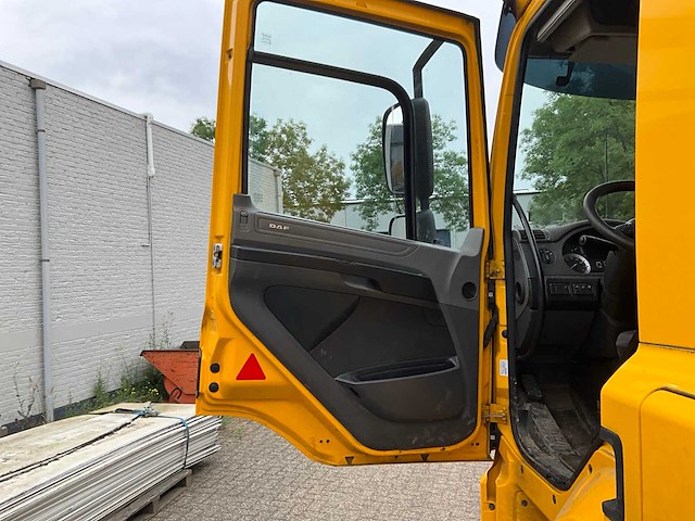 Daf + floor combinatie kavel 1 en 2 vrachtwagen en steenoplegger - afbeelding 5 van  71