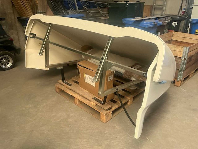 Daf lf dakspoiler - afbeelding 3 van  9
