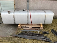 Daf vrachtwagen tank 870 dm3 - afbeelding 2 van  9