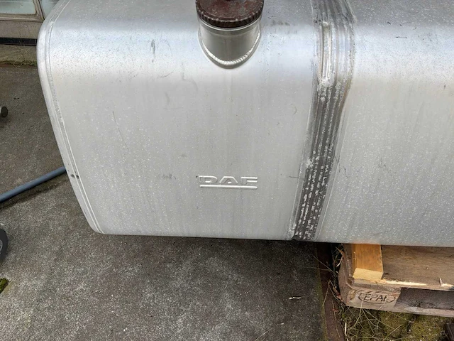 Daf vrachtwagen tank 870 dm3 - afbeelding 8 van  9