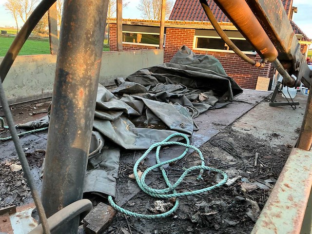 Daf ya 328 oldtimer 6x6 aangedreven wegenbelasting en apk vrij diesel motor! - afbeelding 31 van  35