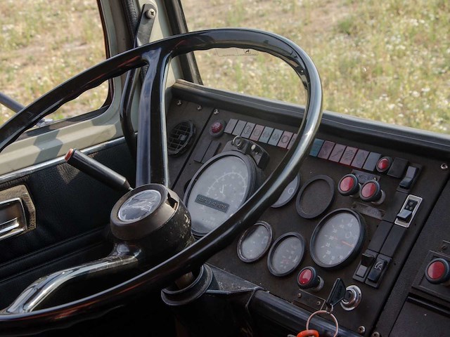 Daf900 - 1980 - oldtimer foodtruck - afbeelding 16 van  66