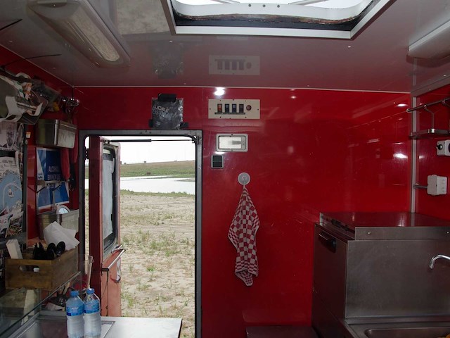 Daf900 - 1980 - oldtimer foodtruck - afbeelding 31 van  66