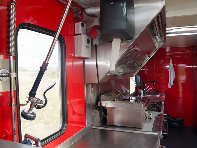 Daf900 - 1980 - oldtimer foodtruck - afbeelding 37 van  66