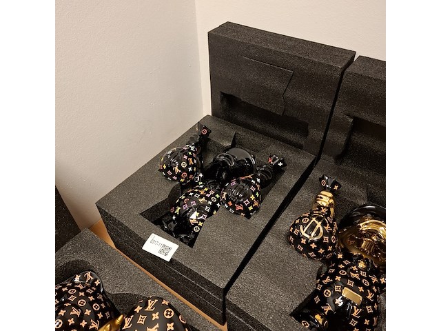 Dagobert duck beeld, lior24, 2025 - afbeelding 6 van  6