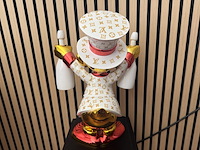 Dagobert duck beeld, lior24, goud/wit/rood - afbeelding 3 van  6