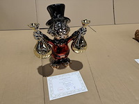 Dagobert duck beeld, lior24, rood, zwart en zilver/chroom - afbeelding 4 van  4