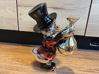 Dagobert duck beeld lior24, rood - afbeelding 4 van  4