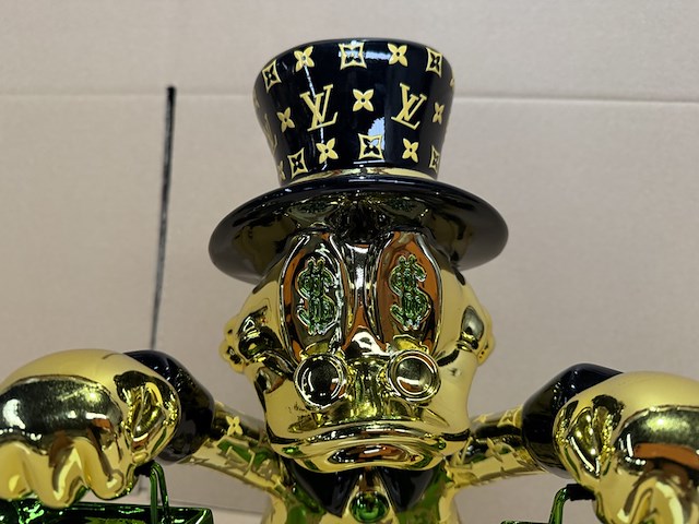 Dagobert duck beeld, lior24, zwart, goud en metallic groen - afbeelding 2 van  4