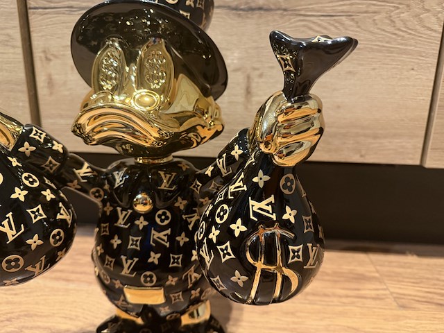 Dagobert duck beeld, lior24, zwart - afbeelding 3 van  9