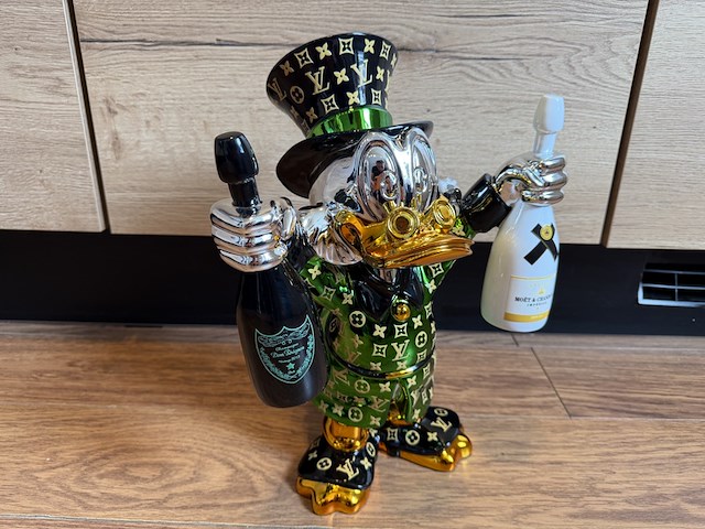 Dagobert duck beeld, lior24 - afbeelding 2 van  5