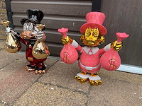 Dagobert duck sculptuur (2x) - afbeelding 1 van  12