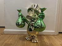 Dagobert duck sculptuur lior24, goud, groen - afbeelding 6 van  9