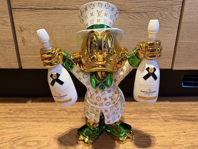 Dagobert duck sculptuur lior24 - afbeelding 2 van  4