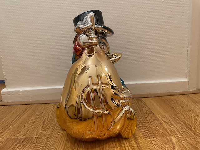 Dagobert duck sculptuur - afbeelding 9 van  11