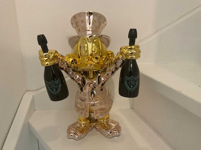 Dagobert duck sculptuur - afbeelding 2 van  7