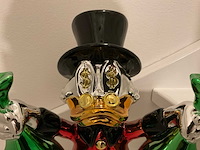 Dagobert duck sculptuur - afbeelding 4 van  6