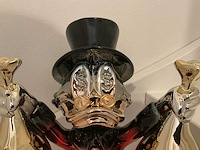 Dagobert duck sculptuur - afbeelding 4 van  7
