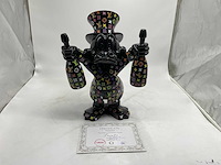 Dagobert duck sculptuur - afbeelding 3 van  6