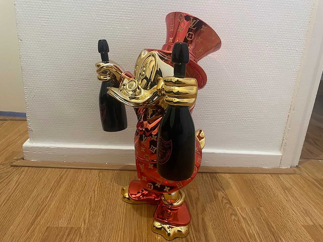 Dagobert duck sculptuur - afbeelding 5 van  7