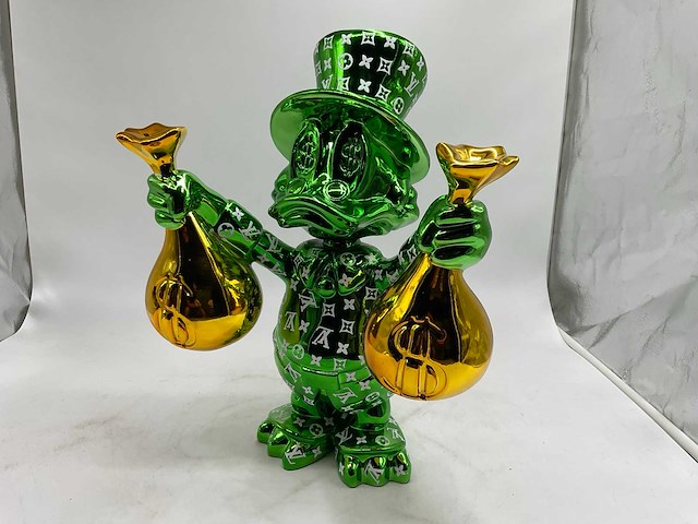 Dagobert duck sculptuur - afbeelding 1 van  8